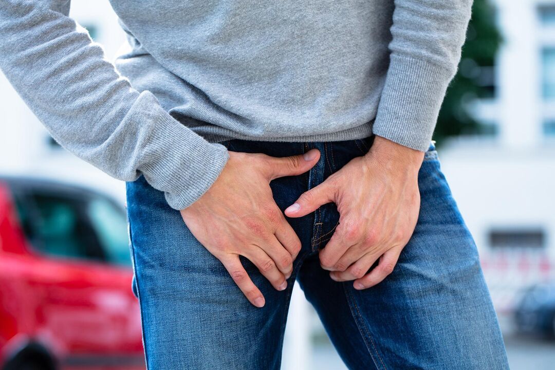 Leistenschmerzen bei einem Mann mit kalkulärer Prostatitis