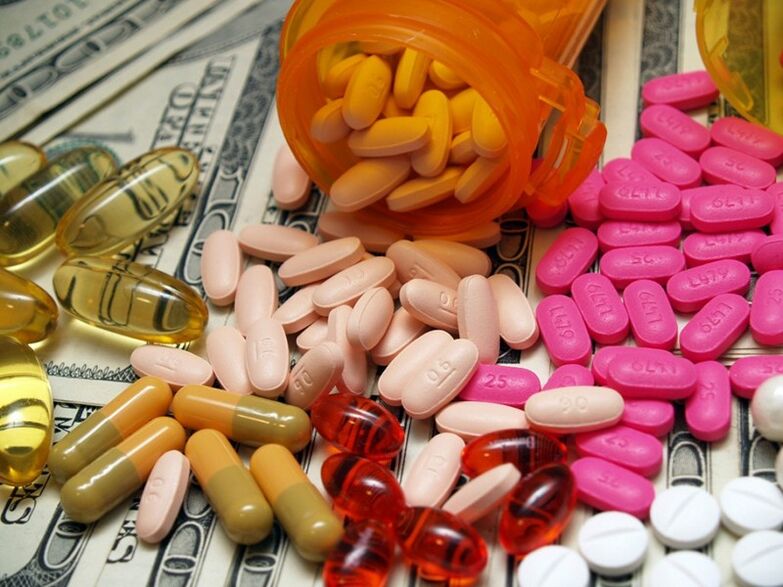 Prostatitis wird am häufigsten mit Medikamenten in Tablettenform behandelt. 