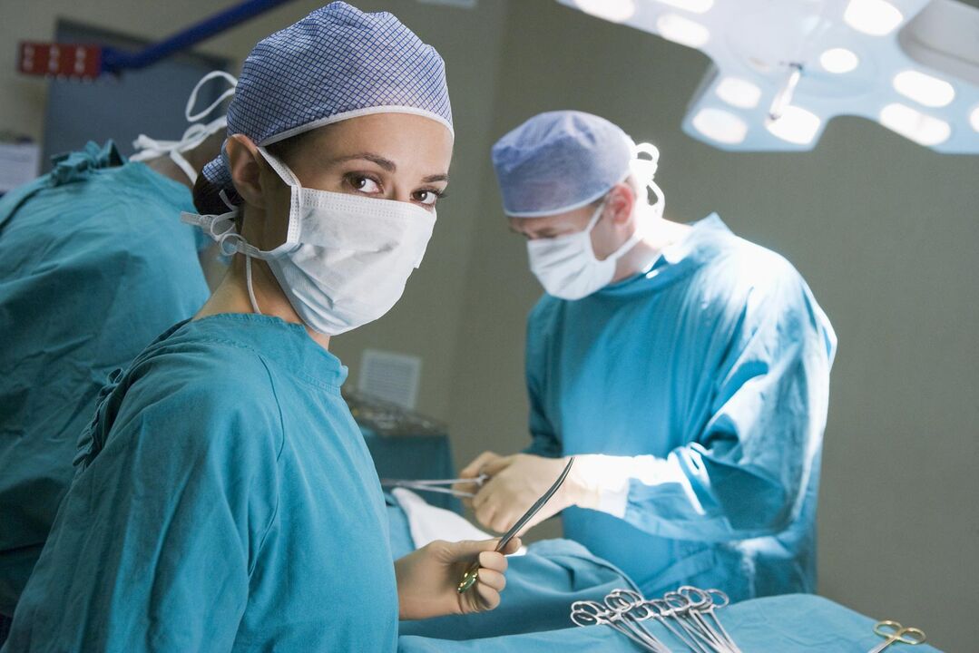 In einigen Fällen erfordert eine Prostatastagnation eine Operation. 
